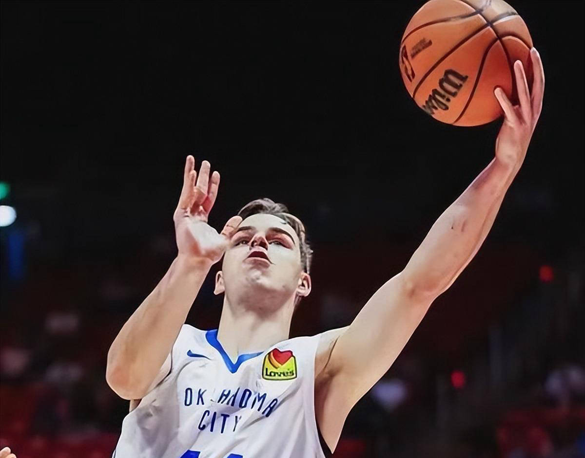 米兰体育网页-关于NBA夏联-雷霆轻取76人贝利复苏爵士险胜灰熊的信息