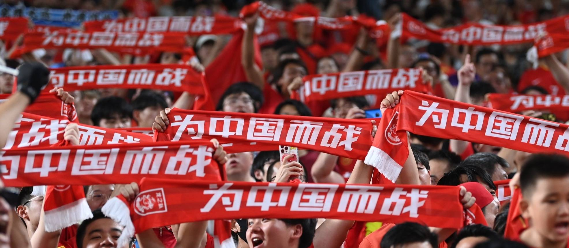 米兰体育官网登录入口-一场2-1绝杀，让中国队争冠起死回生，还送亚洲冠军2连败垫底出局的简单介绍