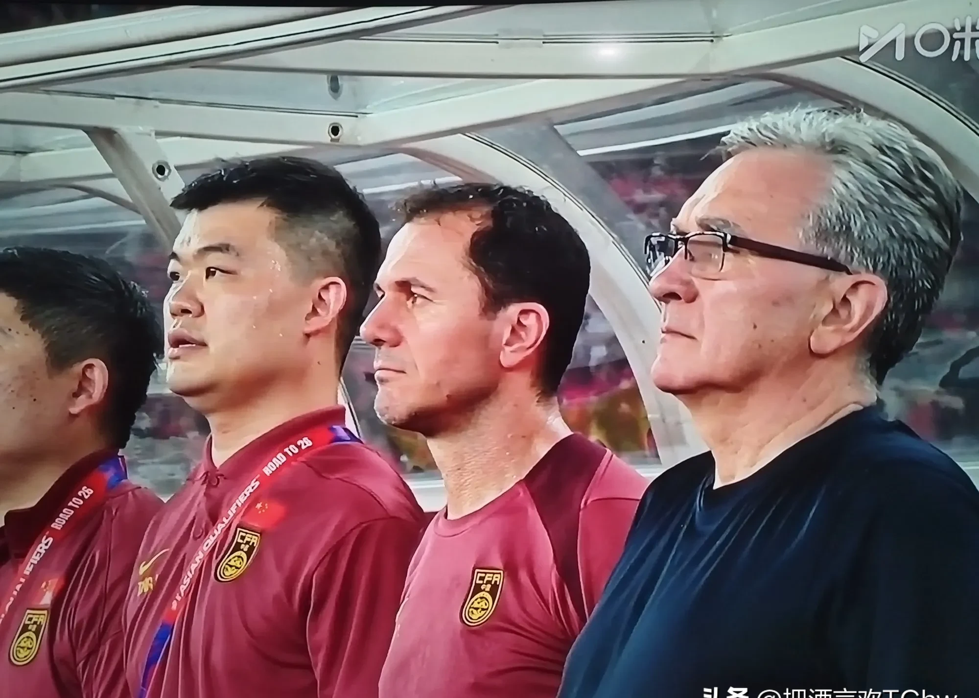 一场2-1绝杀，让中国队争冠起死回生，还送亚洲冠军2连败垫底出局的简单介绍